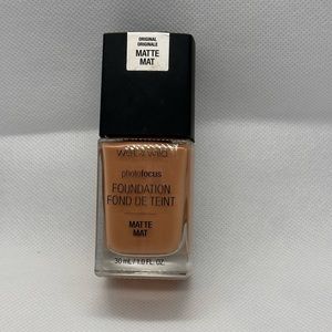 {4for$12} Wet N Wild Photo Focus Foundation {Amber Beige} NWT🏷️